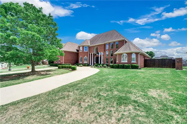 4132 Caerleon Circle, Bentonville, AR 72713