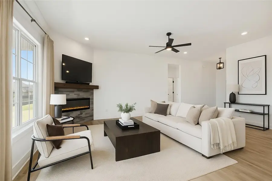 901 E Buchanan Street, Prairie Grove, AR 72753 - Image #2