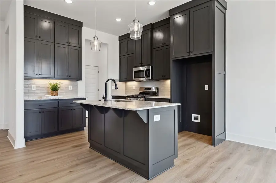 901 E Buchanan Street, Prairie Grove, AR 72753 - Image #3