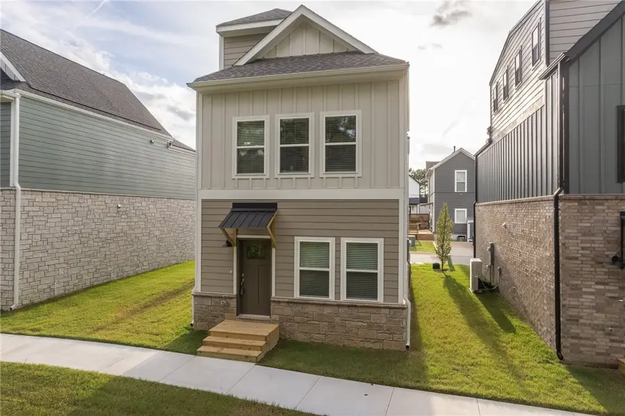 1319 S Van Buren Avenue, Fayetteville, AR 72701 - Image #3