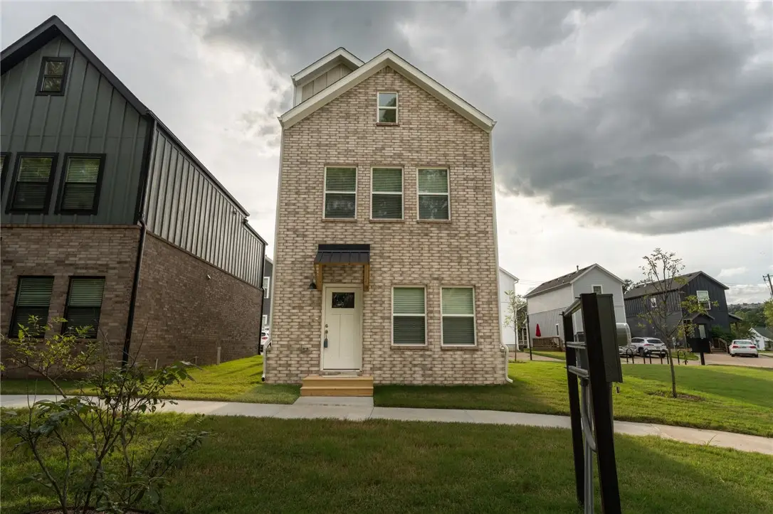 1315 S Van Buren Avenue, Fayetteville, AR 72701 - Image #1