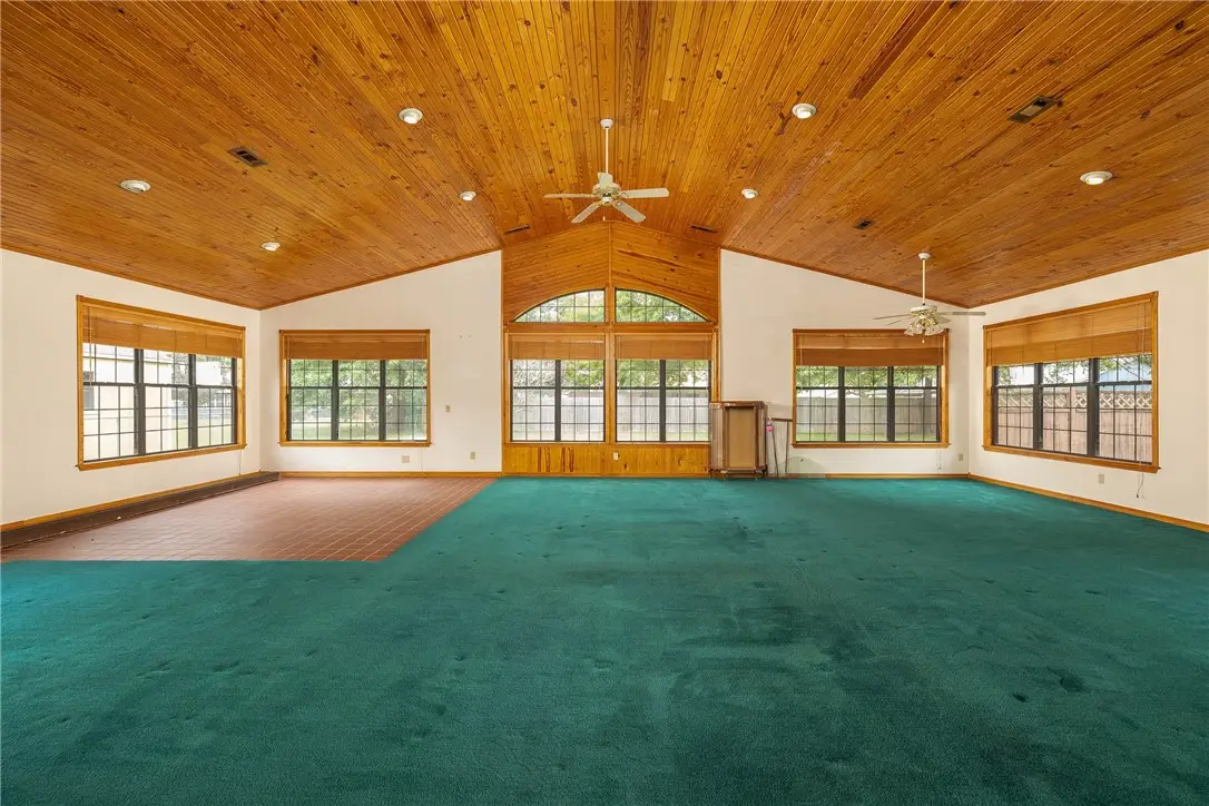 1719 Ridgeview Drive, Springdale, AR 72762 - Image #1