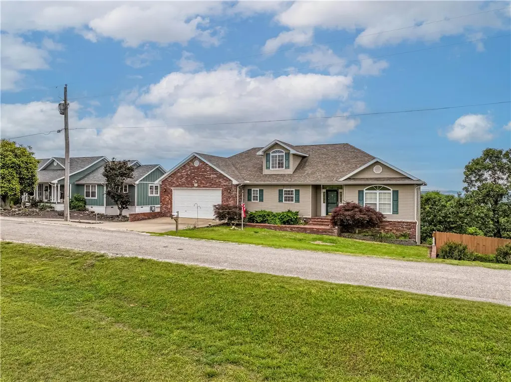 17 La Costa Drive, Holiday Island, AR 72631 - Image #1