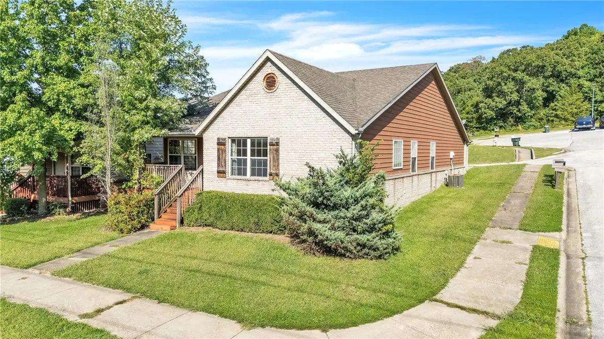 2944 Old Farmington Road, Fayetteville, AR 72704 - Image #1