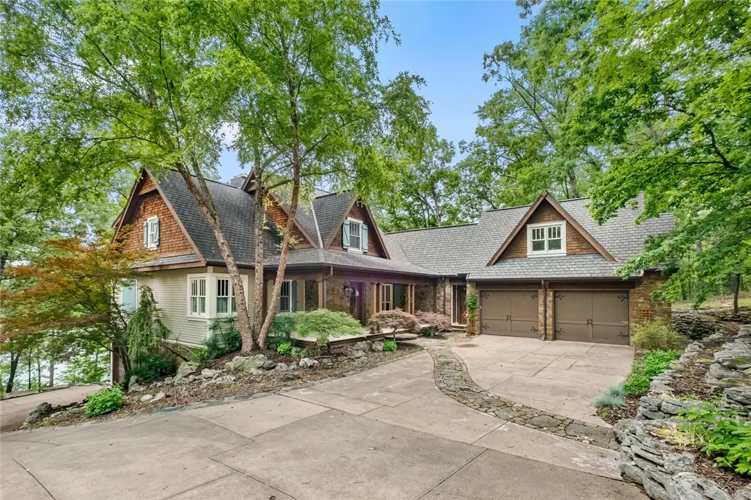 150 Jackson Cove Crescent, Eureka Springs, AR 72631 - Image #1