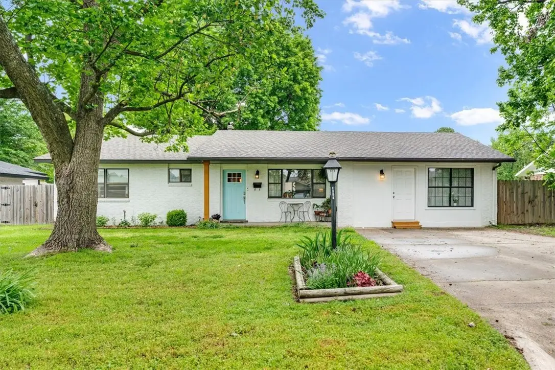 1902 Melissa Lane, Springdale, AR 72762 - #1