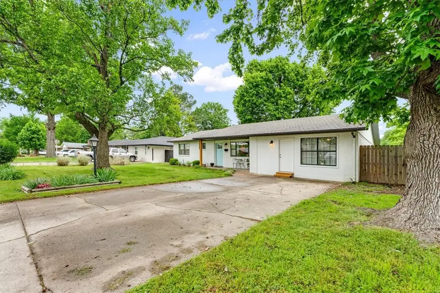 1902 Melissa Lane, Springdale, AR 72762 - #2