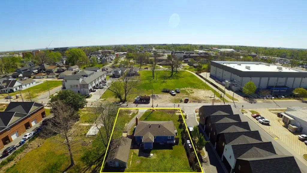 508 SW E Street, Bentonville, AR 72712 - #1