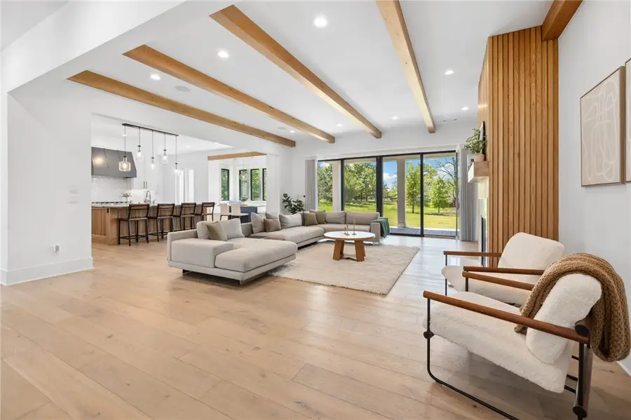 219 W Lawson Street, Fayetteville, AR 72703 - Image #3