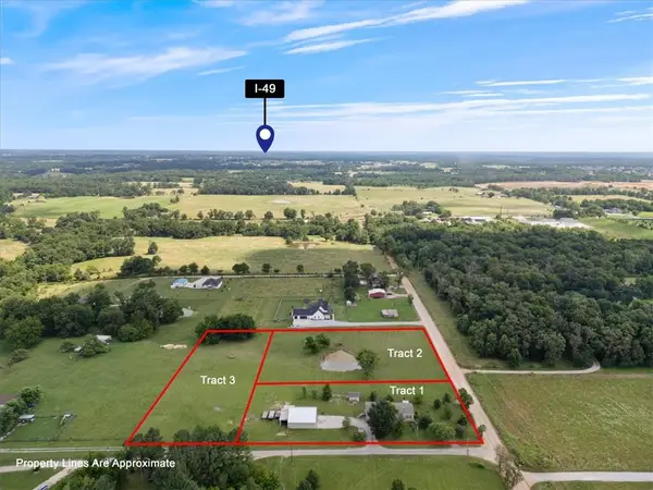 10895 Keller Road, Centerton, AR 72719