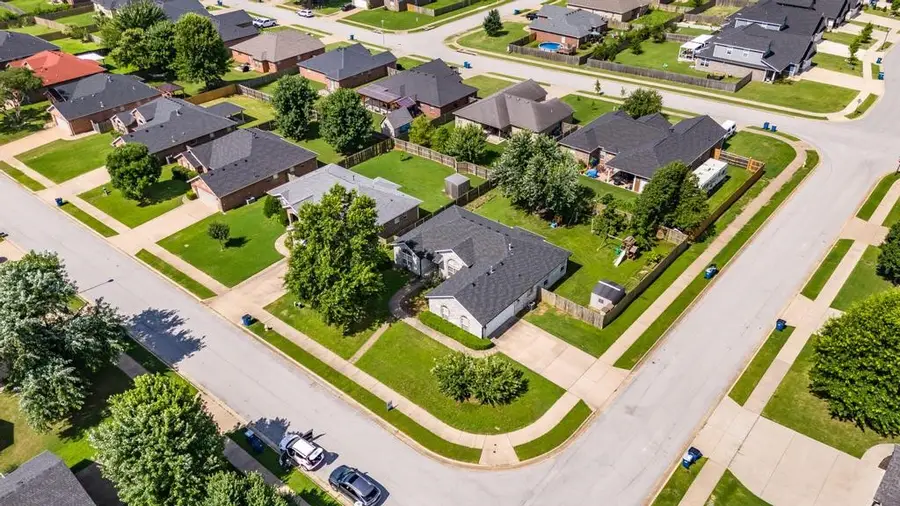 1800 SW Sequoia Street, Bentonville, AR 72713 - #3