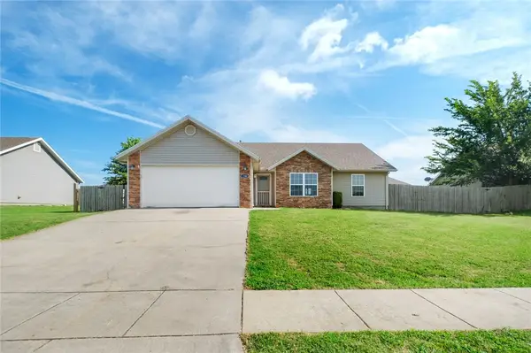 1280 General Parson Drive, Prairie Grove, AR 72753