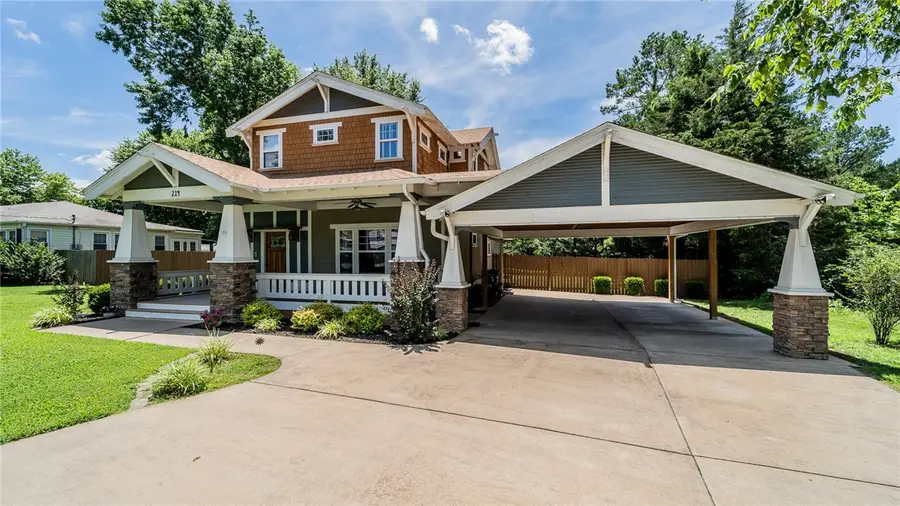 214 Lake Francis Drive, Siloam Springs, AR 72761 - Image #3