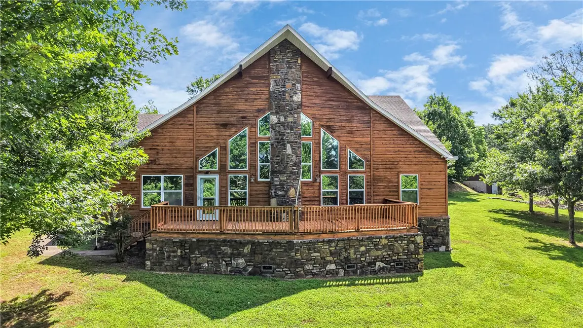 141 Hawn Avenue, Huntsville, AR 72738 - Image #1