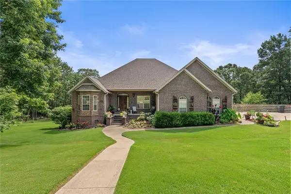 492 E Fairway Lane, Fayetteville, AR 72701