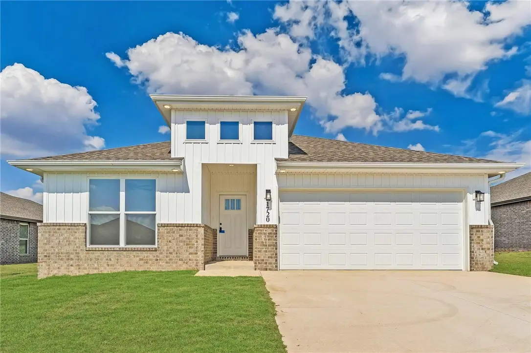 1720 Farmer Street, Pea Ridge, AR 72751 - Image #1