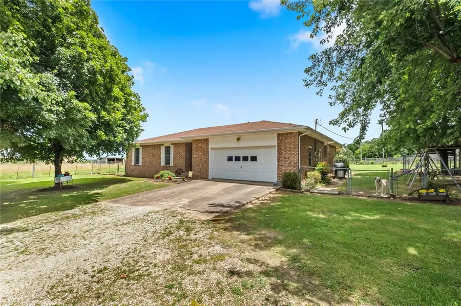 15658 Easterling Road, Pea Ridge, AR 72751 - Image #3