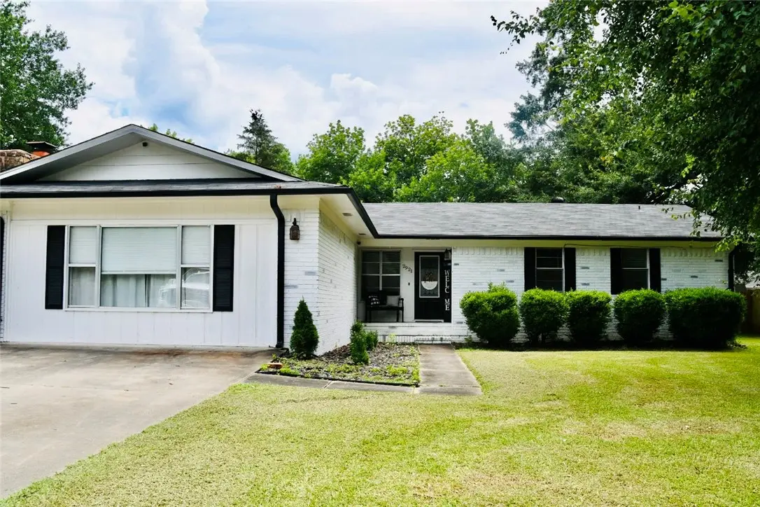 2921 Honeysuckle Lane, Russellville, AR 72801 - Image #1