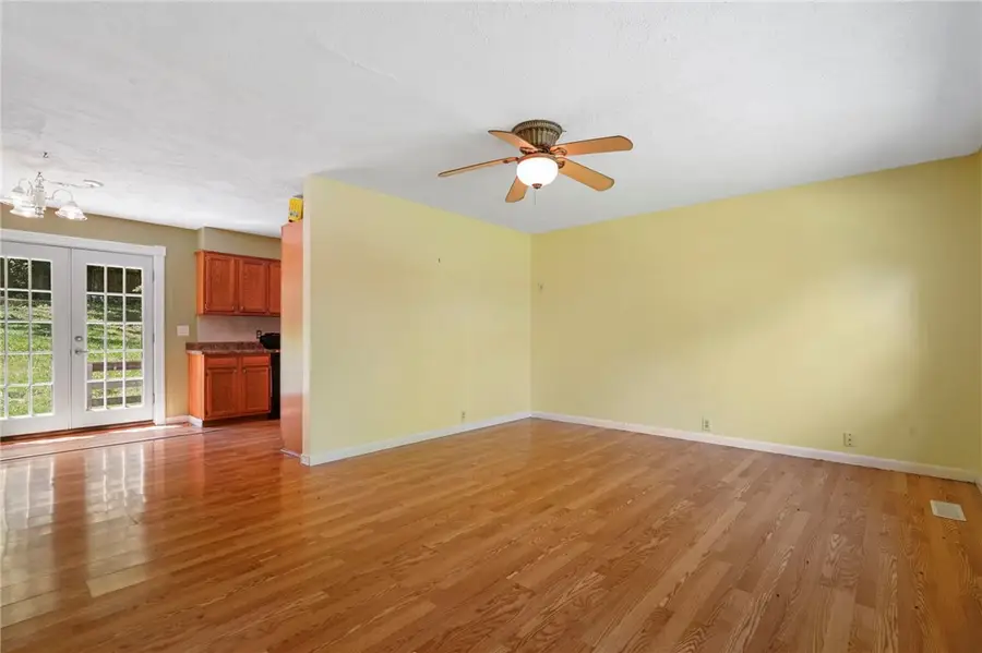 4295 W Martin Luther King Boulevard, Fayetteville, AR 72704 - Image #2