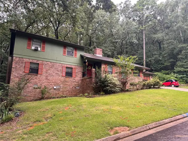 316 Craigwood Circle, Russellville, AR 72801