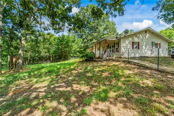 16655 W Highway 62, Prairie Grove, AR 72753