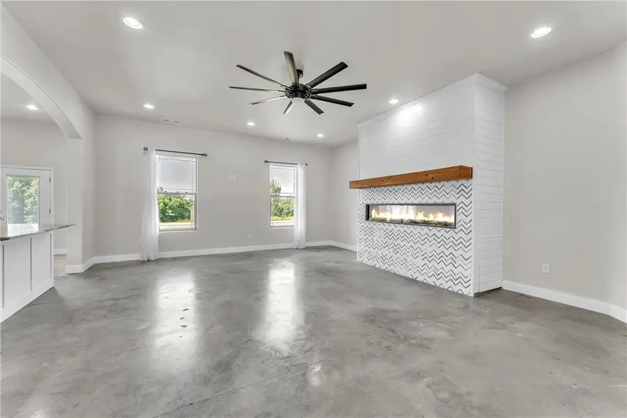 16135 Pembleton Ranch Road, Gravette, AR 72736 - Image #3