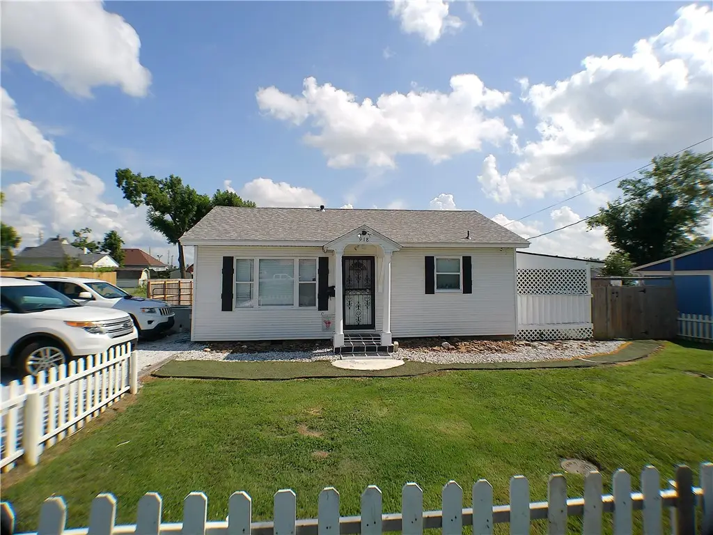 918 Maple Street, Rogers, AR 72756 - Image #1