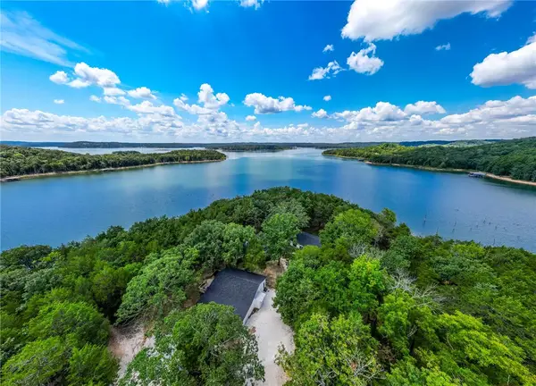 10500 Cedar Creek Lane, Garfield, AR 72732