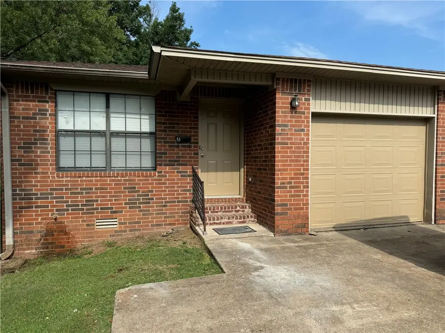 1311 S Commerce Avenue, Russellville, AR 72801 - Image #2