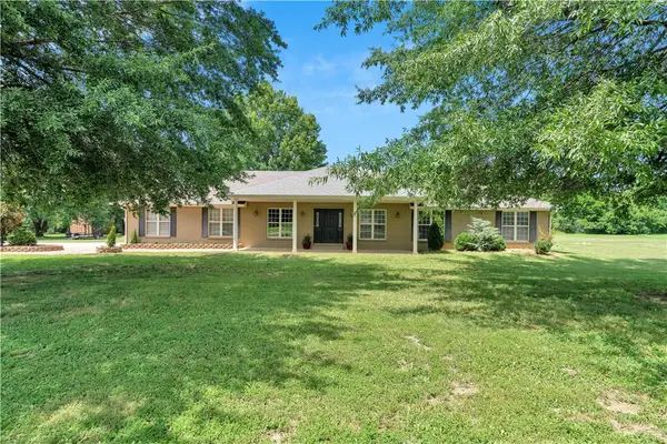 11300 Spring Mountain Drive, Farmington, AR 72730