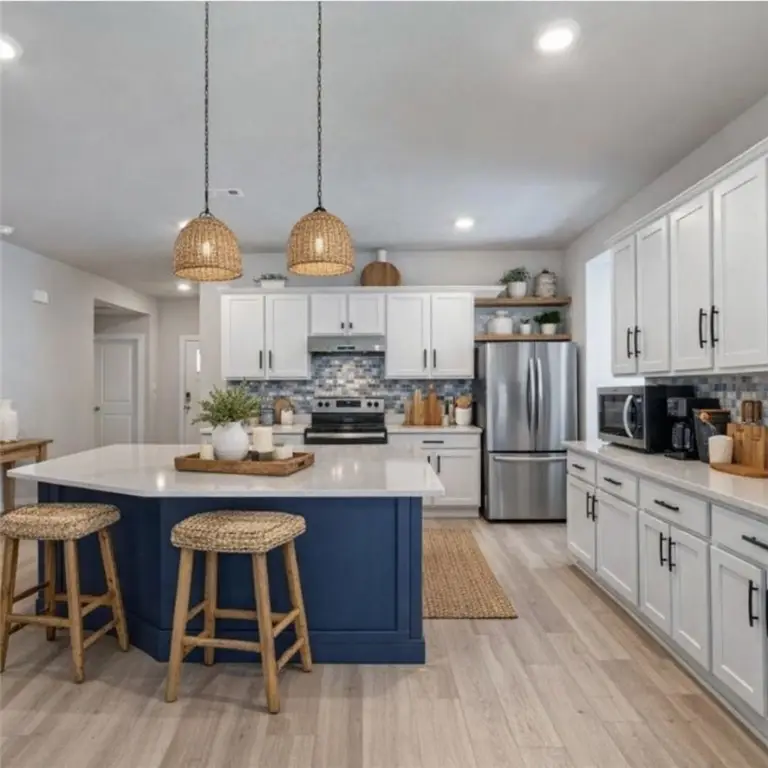 800 Buffalo Avenue, Gentry, AR 72734 - Image #1