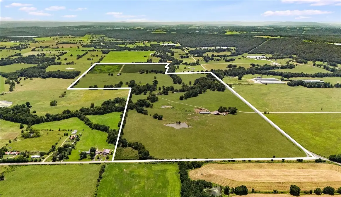 11398 N Wedington Blacktop Road, Lincoln, AR 72744 - Image #1