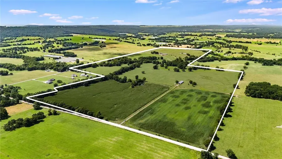 11398 N Wedington Blacktop Road, Lincoln, AR 72744 - Image #2