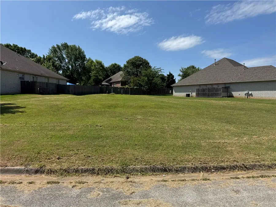 6229-6227 Milliken Bend, Fayetteville, AR 72704 - Image #3