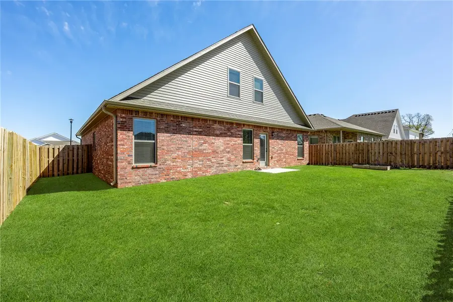 2041 Tallgrass Terrace, Centerton, AR 72719 - Image #2