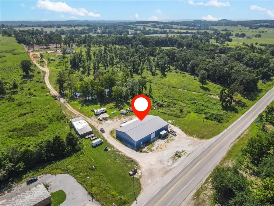 17644 Highway 37, Garfield, AR 72732 - Image #3