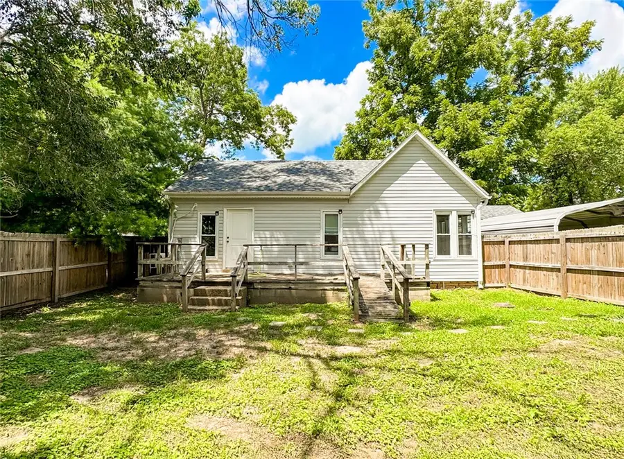 205 5th Street, Pineville, MO 64856 - Image #3