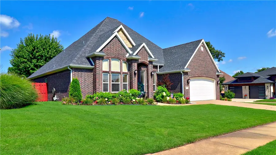 5500 Lanshire Drive, Rogers, AR 72758 - Image #2