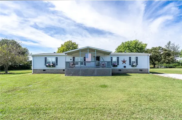 1991 Colcord Avenue, Colcord, OK 74338