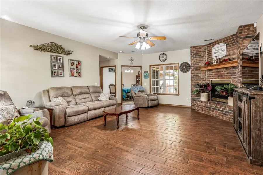 2 Northampton Drive, Bella Vista, AR 72714 - Image #3