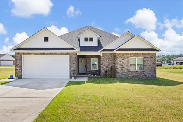38 Sunset Boulevard, Morrilton, AR 72110