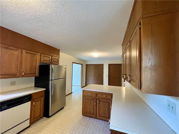 108 Cedar Heights, Huntsville, AR 72740