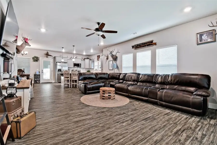 380 W Kinniburgh Drive, Farmington, AR 72730 - Image #3