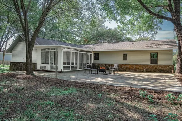 843 Bowen Boulevard, Fayetteville, AR 72703