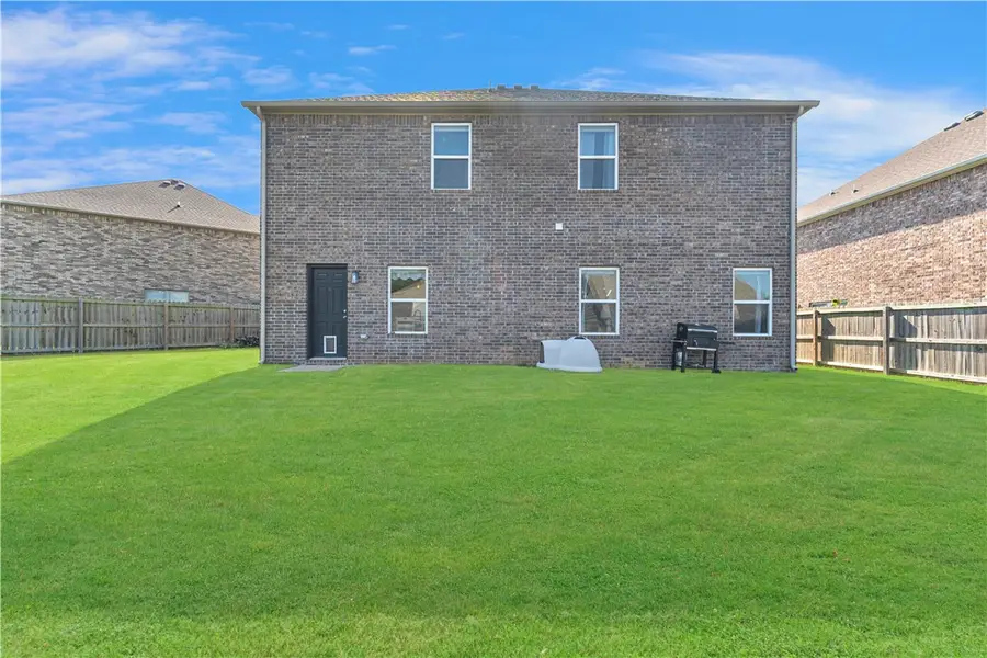 2229 N Champions Court, Siloam Springs, AR 72761 - Image #2