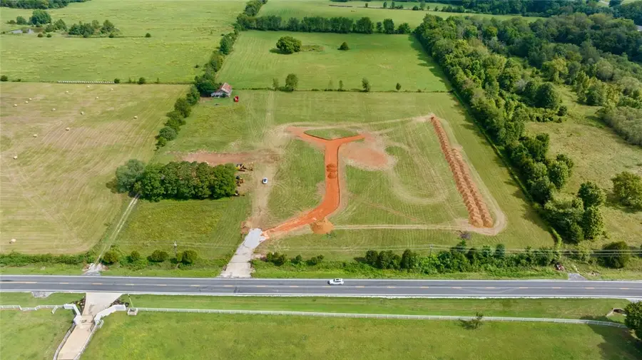 3174 Bowen Boulevard, Fayetteville, AR 72703 - Image #2