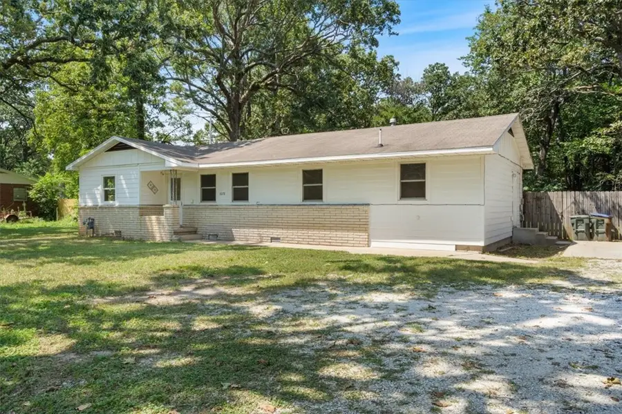 6078 E Huntsville Road, Fayetteville, AR 72701 - Image #2