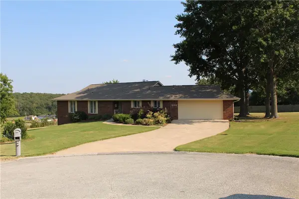 206 Locksley Court, Harrison, AR 72601