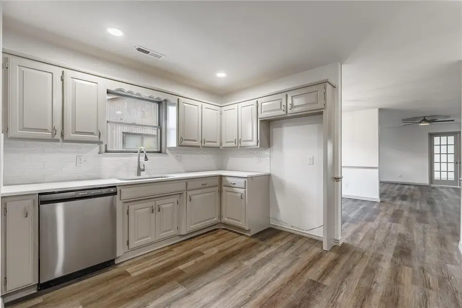 1008 W Linden Street, Rogers, AR 72756 - Image #2