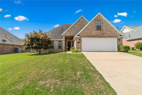 6287 W Persimmon Street, Fayetteville, AR 72704